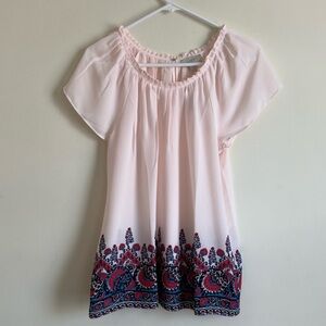 Loft Women’s Medium Pale Pink Blue Floral Top Blouse Pleated Neckline Sz M